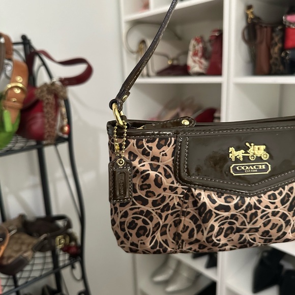 SOLD - Picture 5 of 8